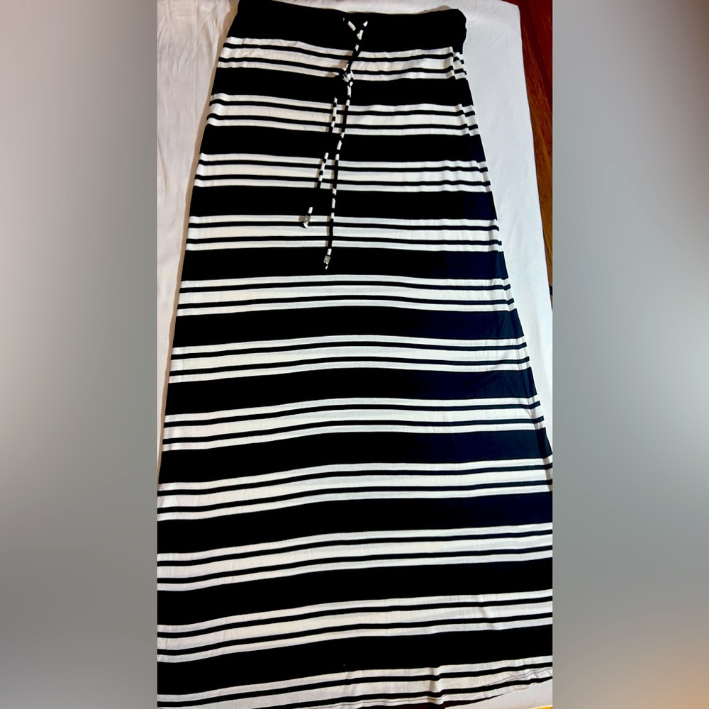 Michael Kors knit skirt small